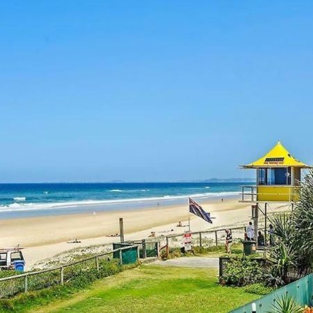 Beachfront Beauty! Гоулд Коуст Екстериор снимка