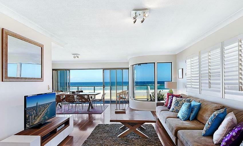 Beachfront Beauty! Гоулд Коуст Екстериор снимка